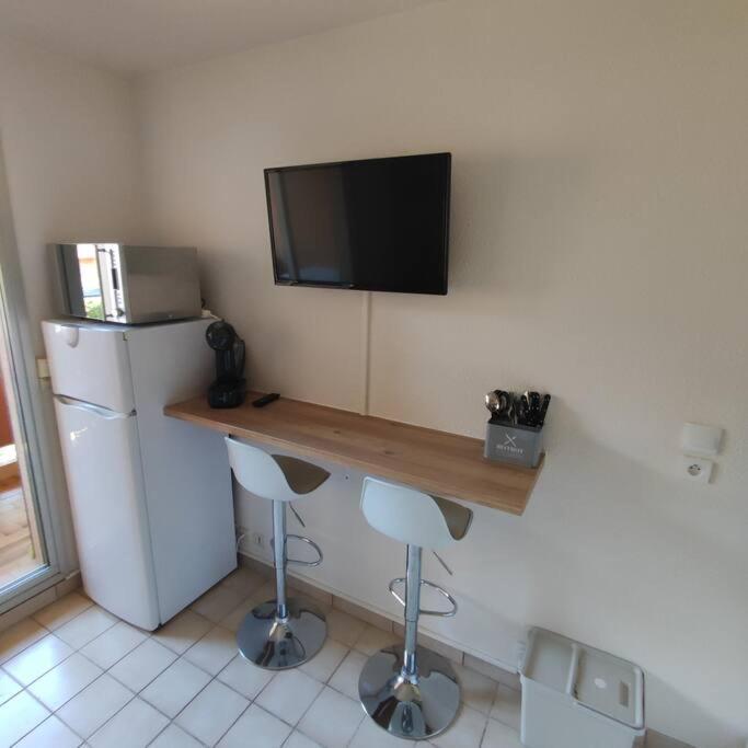 Studio Cabine Quatre Couchages Classe 2 Etoiles Борм-ле-Мимоза Екстериор снимка